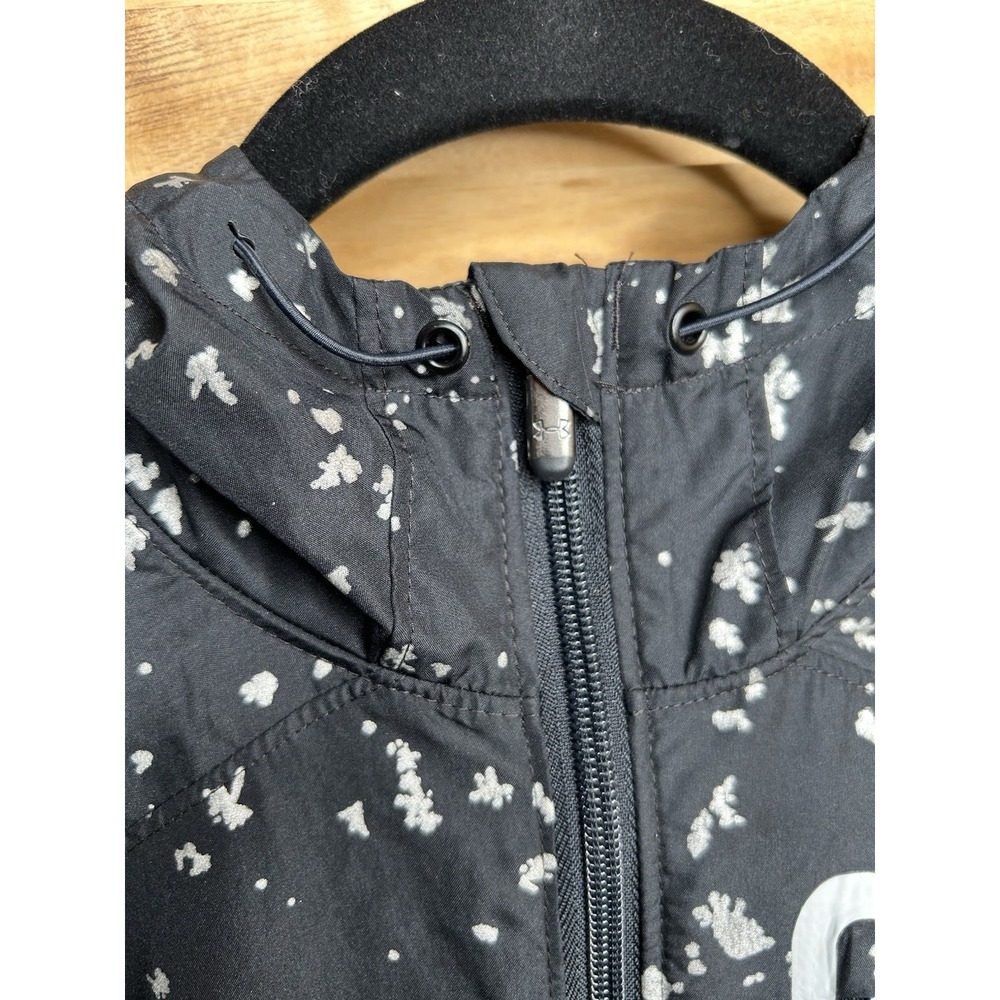 Under Armour Women's M Jacket Lightweight Running Zipper Pockets Black White - Picture 7 of 10